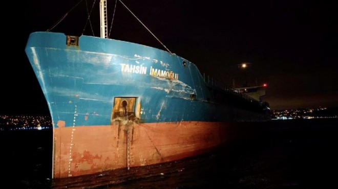 İstanbul Boğazı nda iki kuru yük gemisi çarpıştı