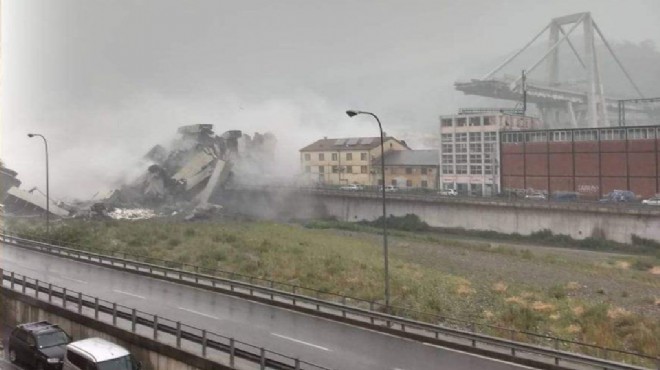 İtalya da köprü çöktü: Çok sayıda ölü ve yaralı var