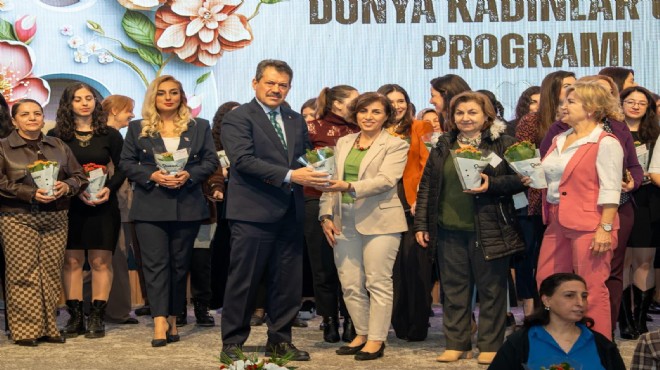 İzmir Adliyesi'nde 8 Mart programı