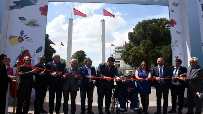 İzmir Kitap Fuarı Kültürpark ta kapılarını açtı