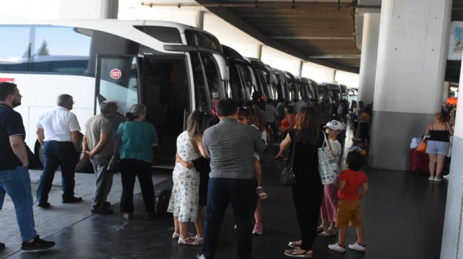 İzmir Otogarı ndan bayram tarifesi: 2 kat daha fazla otobüs çıkacak