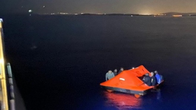 İzmir açıklarında 23 sığınmacı kurtarıldı