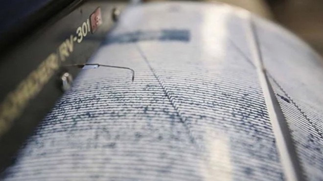 İzmir açıklarında korkutan deprem