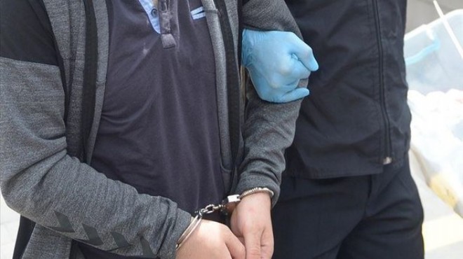 İzmir de 11 farklı suçtan aranan zanlı yakalandı