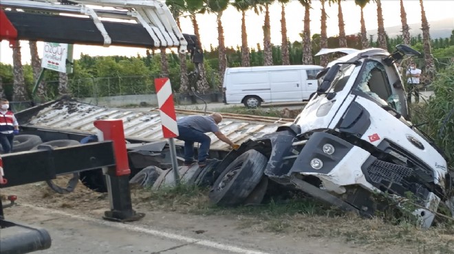 İzmir de 2 korkunç kaza 2 korkunç son!