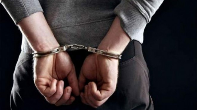 İzmir de  20 suçtan aranan şüpheli yakalandı