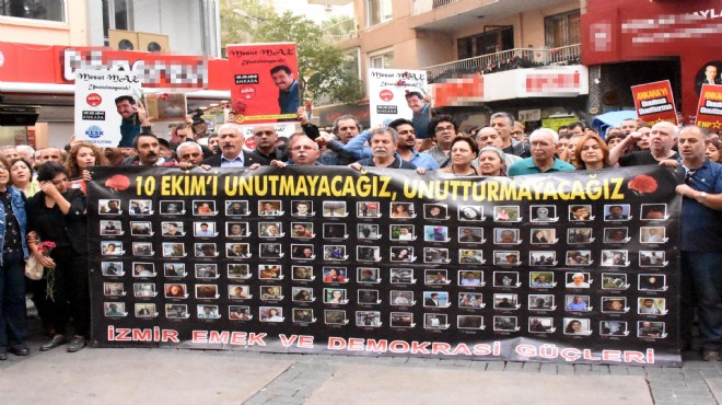 İzmir de  Ankara  yası: Gar katliamı kurbanları anıldı