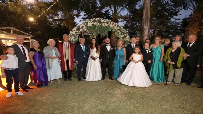 İzmir de CHP yi buluşturan nikah: Kılıçdaroğlu da şahit oldu!