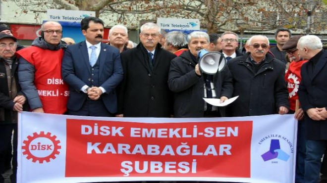 İzmir de Emekli- Sen den maaş zammı eylemi
