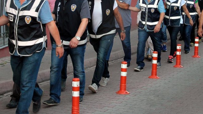 İzmir de FETÖ nün TSK yapılanmasına büyük operasyon