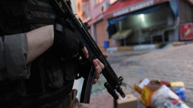 İzmir de  PKK/KCK  operasyonu: 9 gözaltı