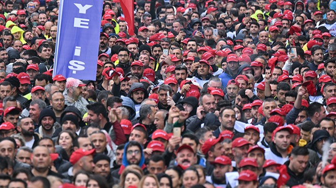 İzmir de TİS isyanı: Belediye işçileri alana indi!