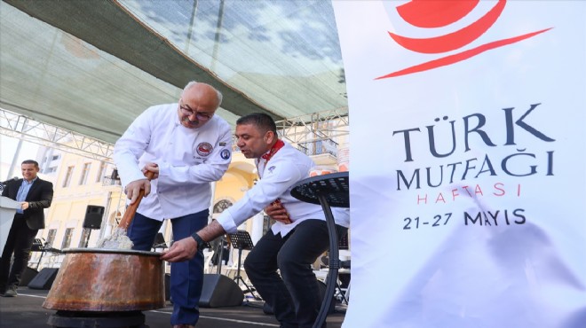 İzmir de  Türk Mutfağı Haftası  etkinliği: Vali Köşger de önlük giydi