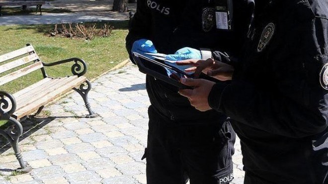 İzmir de bir günde 803 kişiye maska takmama cezası