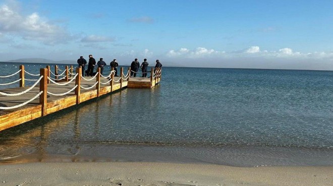 İzmir de denizde kaybolan kişinin cesedi bulundu