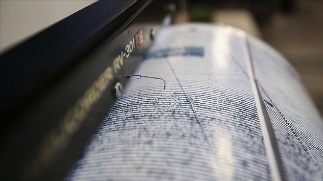 İzmir de deprem: O ilçe 3.4 le sallandı!