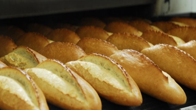 İzmir den önemli açıklama: Ekmeğe zam gelecek mi?