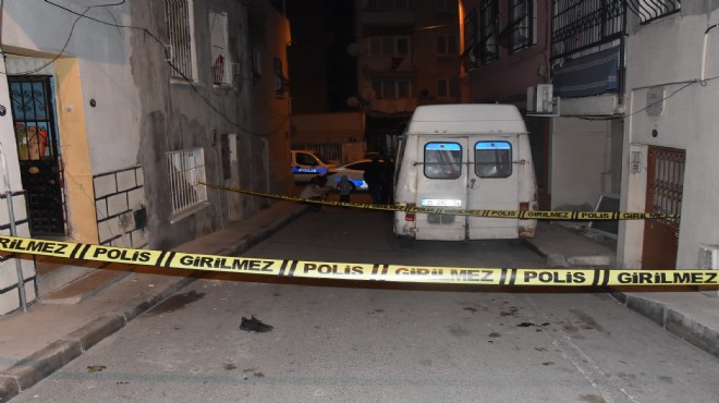 İzmir de eve silahlı saldırı: 1 yaralı