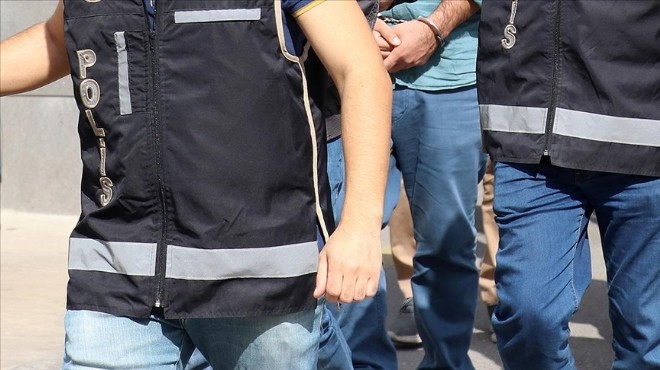 İzmir de firari 12 hükümlü yakalandı