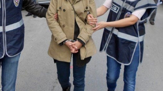 İzmir de fuhuş operasyonunda 5 şüpheli gözaltına alındı