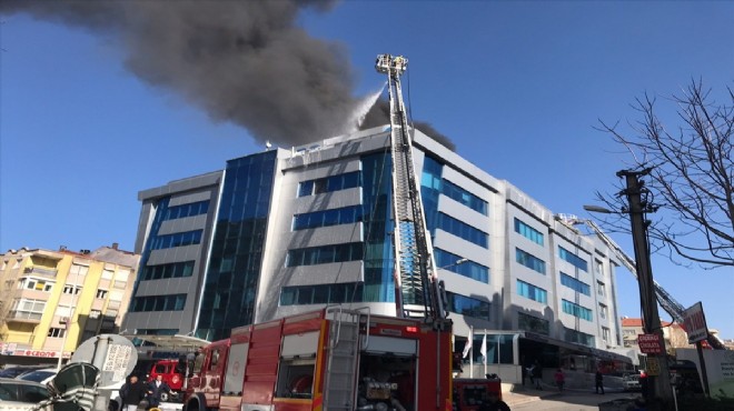 İzmir de hastanede yangın paniği!