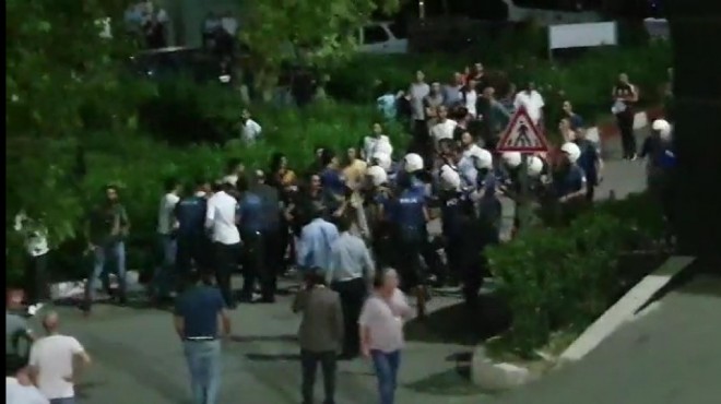 İzmir de iki aile arasında kanlı kavga: 1 ölü, 1 i ağır 2 yaralı