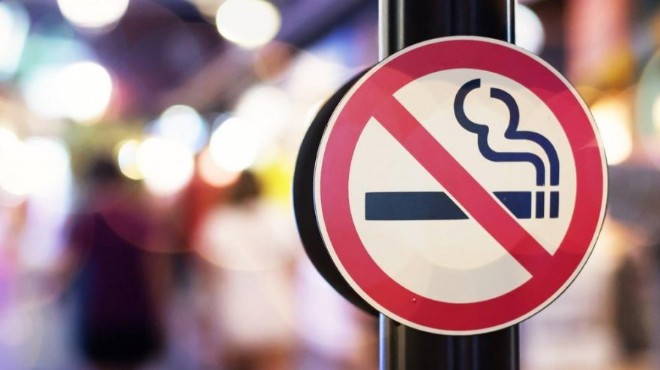 İzmir de kapalı alanda sigara içenlere 6 milyon lira ceza