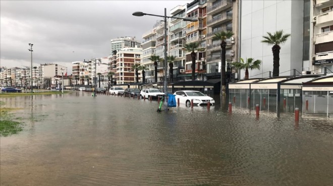 İzmir de kent merkezine son 24 saatte 155 kilogram yağış düştü