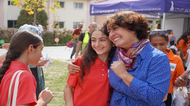 İzmir de kız çocuklarına coşkulu kutlama