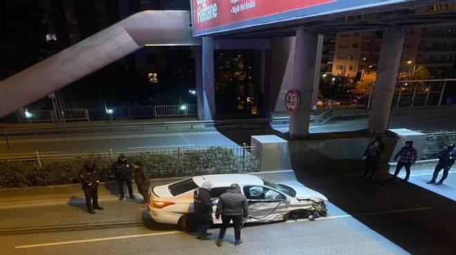 İzmir de korkunç kaza: 2 kişi yaşamını yitirdi