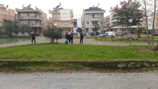 İzmir de korkunç son: Polis memuru parkta canına kıydı