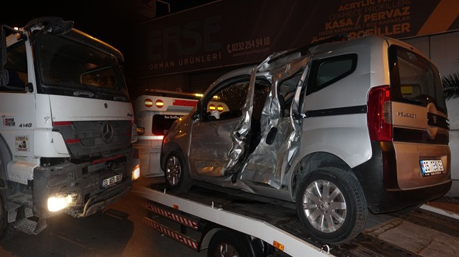 İzmir de feci kaza... Beton mikseriyle çarpıştı: 2 yaralı!