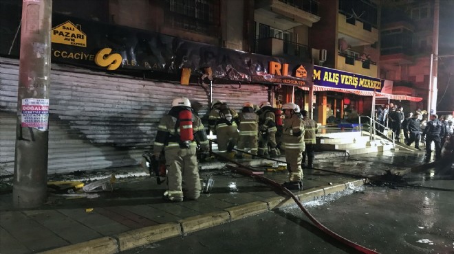 İzmir de korkutan yangın: 3 iş yeri...