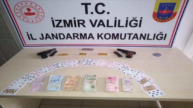 İzmir de kumar baskını: 44 kişiye ceza