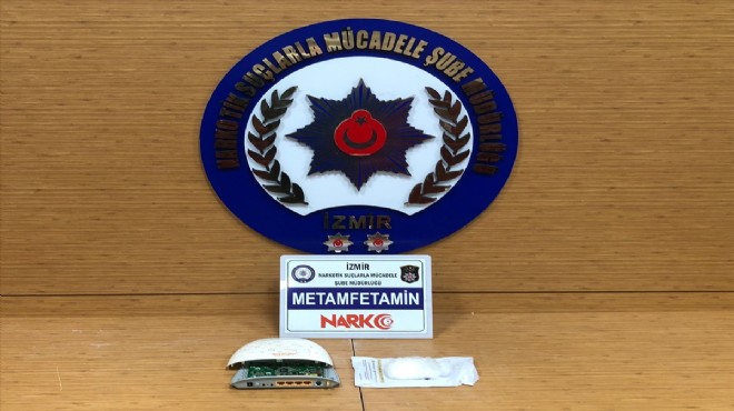 İzmir de modeme gizlenmiş 43,94 gram uyuşturucu ele geçirildi
