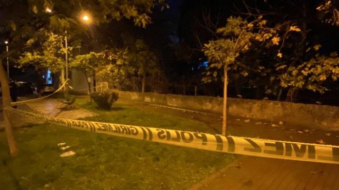 İzmir de parkta dehşet: Eşini öldürüp intihara kalkıştı