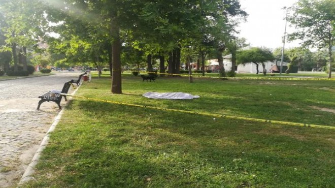 İzmir de parkta erkek cesedi bulundu