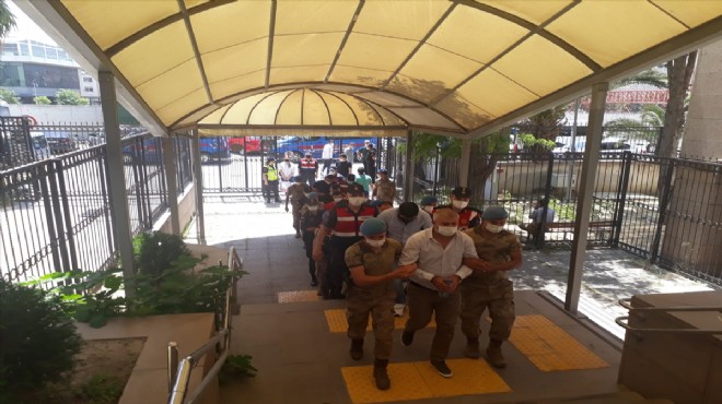 İzmir de rüşvet operasyonunda 11 şüpheli yakalandı