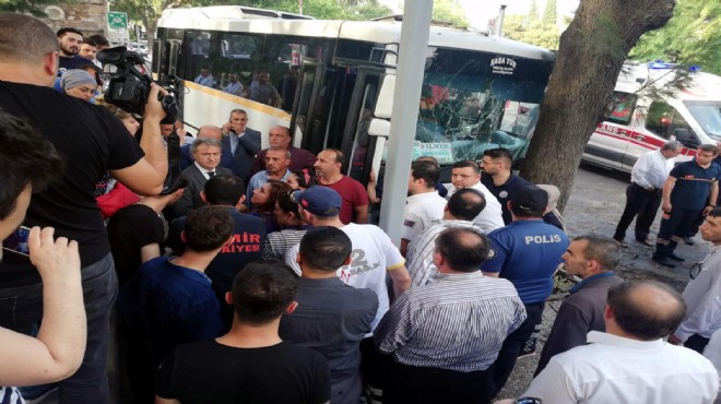 İzmir de öğrenci servisi kaza yaptı: Yaralılar var!