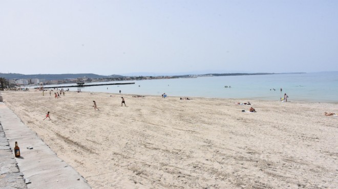 İzmir de sıcaklar tavan yaptı, plajlar doldu!