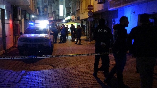 İzmir de silahlı kavga dehşeti: Parkta başladı, lokantaya sıçradı!