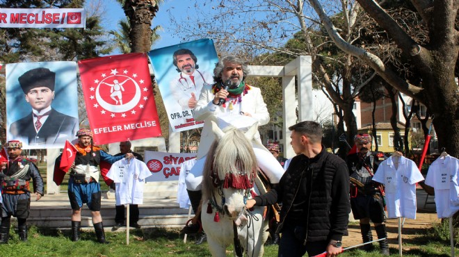 İzmir de sıra dışı açıklama: Beyaz atlı aday!