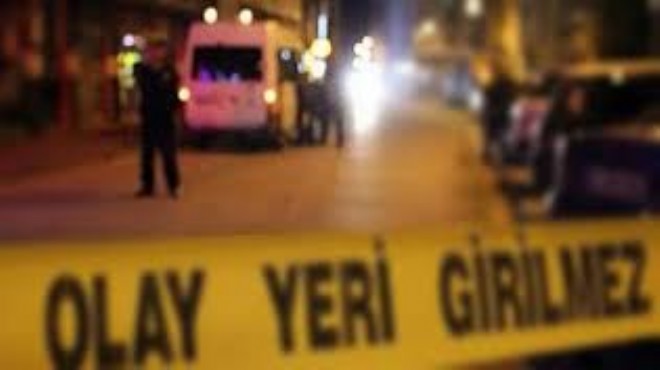 İzmir de sokak ortasında dehşet: Kavga cinayetle bitti!
