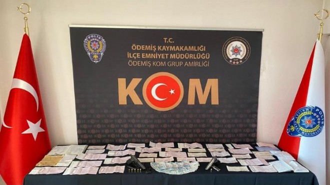 İzmir de tefecilik operasyonunda 2 gözaltı