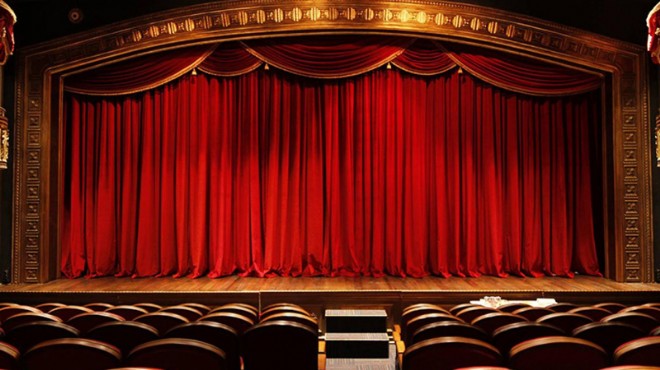 İzmir de tiyatro festivali zamanı!