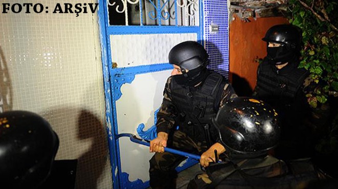 İzmir de  torbacı  baskını: 16 gözaltı