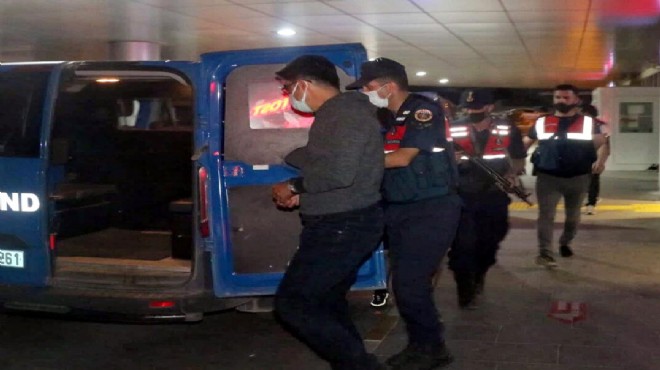 İzmir de yurt dışına kaçmaya çalışan 6 FETÖ şüphelisi yakalandı