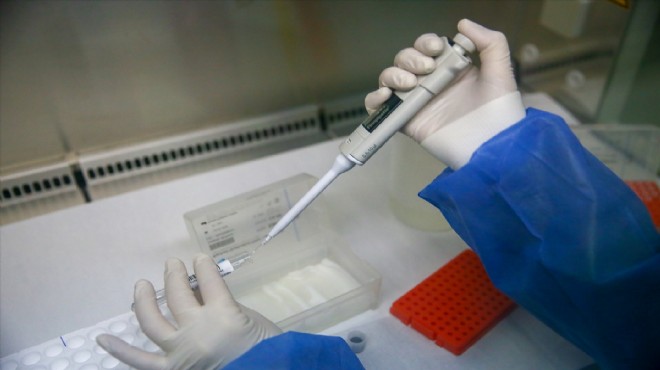 İzmir deki PCR laboratuvarında 5 örnekten biri pozitif çıkıyor