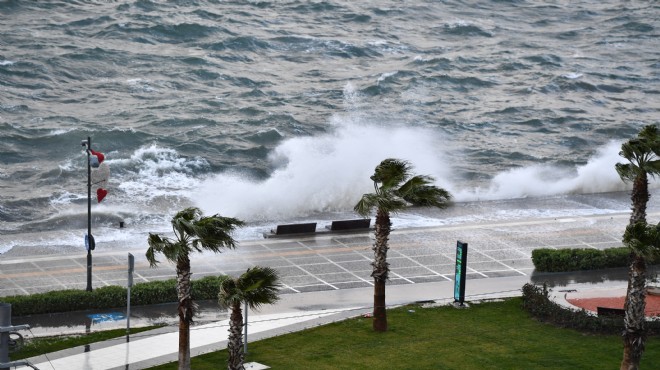 İzmir deki  doğal afet  masaya yatırıldı: Sürpriz çözüm önerisi