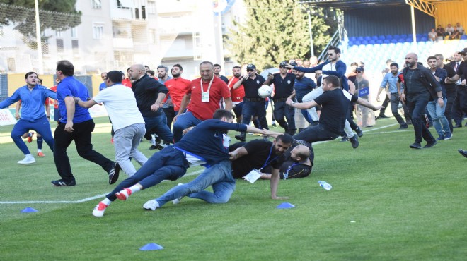 İzmir deki kritik maç öncesi ortalık karıştı: Saha savaş alanı!